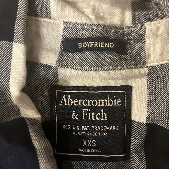 abercrombie and fitch navy blue and white flannel; size XXS - Picture 2 of 2
